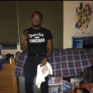 Meet your Posher, Devin